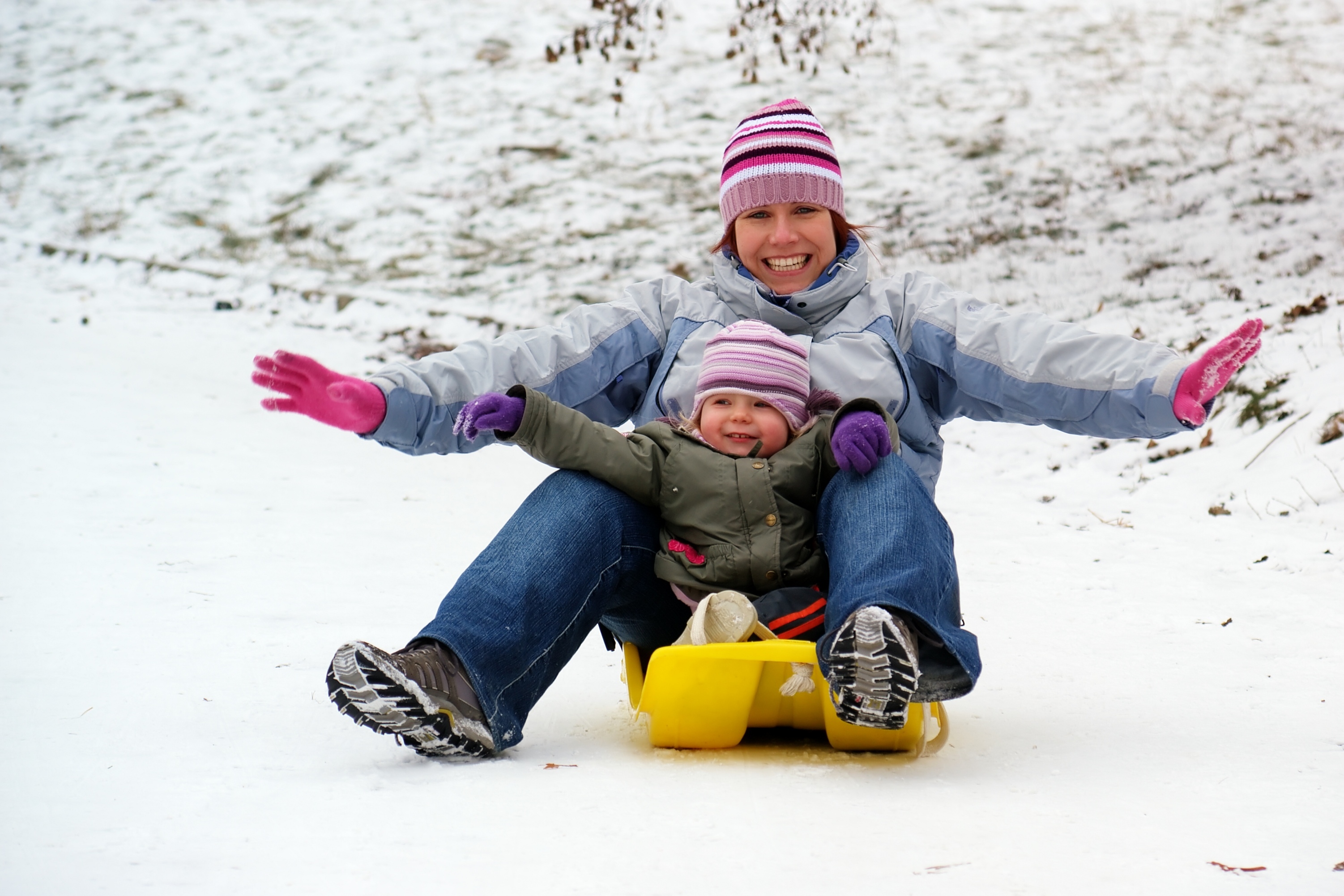 Snow party, snow slide