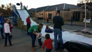 Fake snow party (real snow)